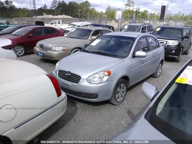 KMHCN4AC0BU610728 - 2011 HYUNDAI ACCENT GLS SILVER photo 2