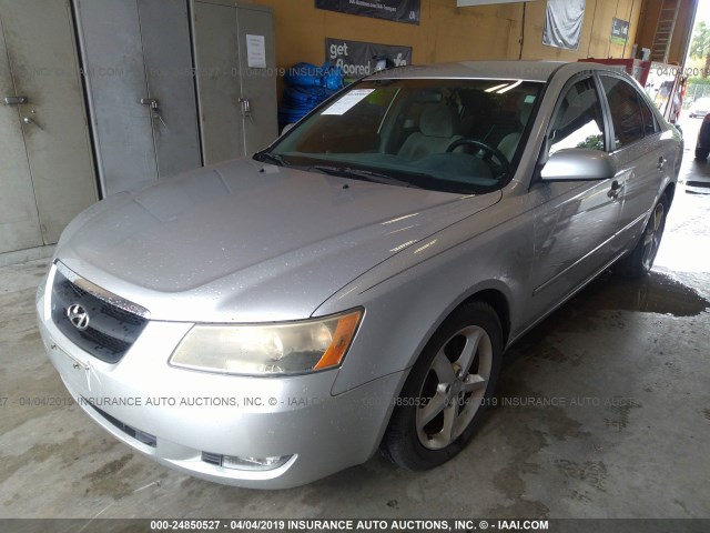 5NPEU46F07H208406 - 2007 HYUNDAI SONATA SE/LIMITED SILVER photo 2