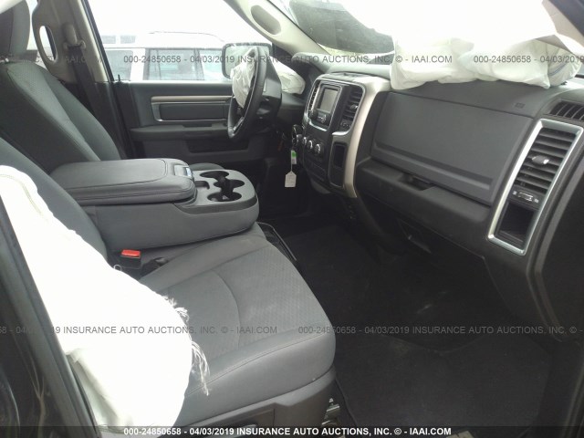 1C6RR7TT6KS510699 - 2019 RAM 1500 CLASSIC SLT BLACK photo 5