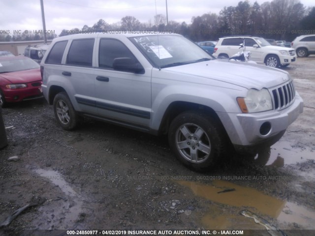 1J4GR48K35C601825 - 2005 JEEP GRAND CHEROKEE LAREDO/COLUMBIA/FREEDOM 银色 照片 1