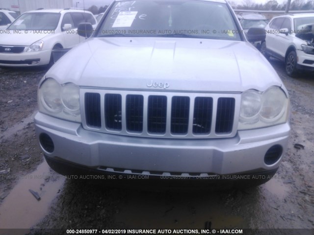 1J4GR48K35C601825 - 2005 JEEP GRAND CHEROKEE LAREDO/COLUMBIA/FREEDOM 银色 照片 6