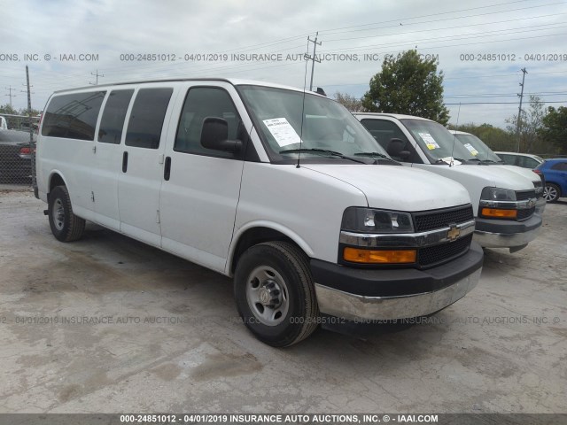 1GAZGPFG4J1209388 - 2018 CHEVROLET EXPRESS G3500 LT WHITE photo 1