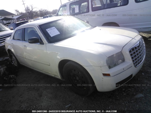 2C3KA43R56H331348 - 2006 CHRYSLER 300 WHITE photo 1