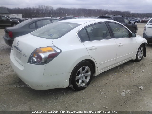 1N4AL21E08N504781 - 2008 NISSAN ALTIMA 2.5/2.5S WHITE photo 4