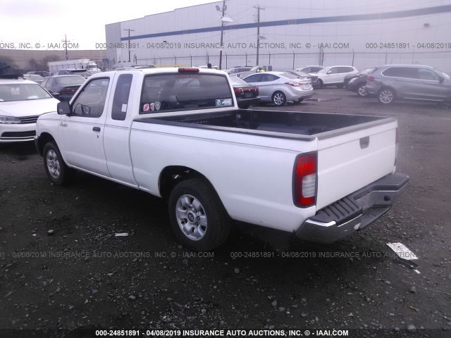 1N6DD26S6WC352515 - 1998 NISSAN FRONTIER KING CAB XE/KING CAB SE WHITE photo 3