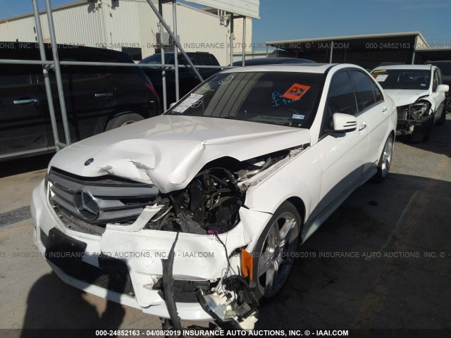 WDDGF4HB4DA779760 - 2013 MERCEDES-BENZ C 250 WHITE photo 2