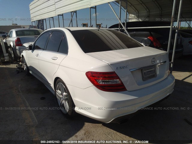 WDDGF4HB4DA779760 - 2013 MERCEDES-BENZ C 250 WHITE photo 3