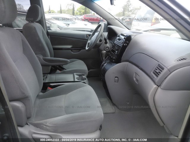 5TDZA23C74S165052 - 2004 TOYOTA SIENNA CE/LE GRAY photo 5