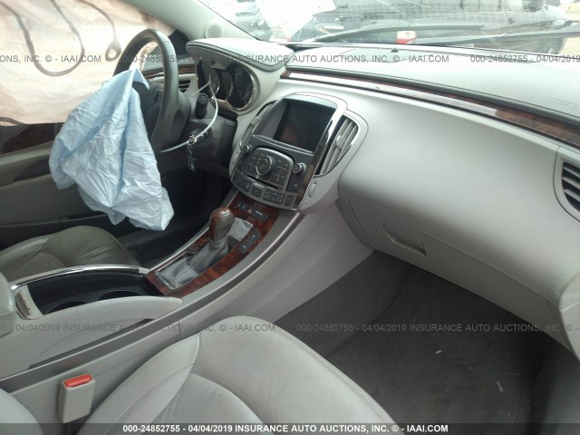 1G4GD5E33CF320963 - 2012 BUICK LACROSSE PREMIUM WHITE photo 5