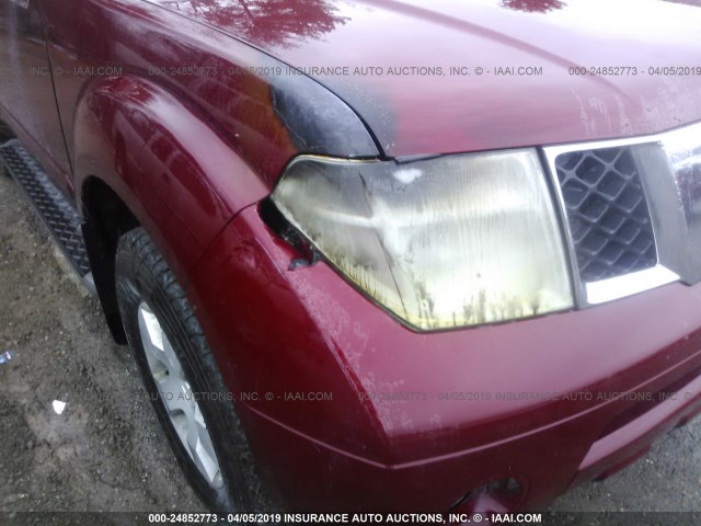 5N1AR18W76C678319 - 2006 NISSAN PATHFINDER LE/SE/XE MAROON photo 6