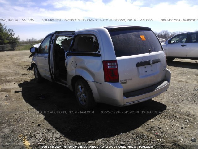 2D4RN4DE7AR159744 - 2010 DODGE GRAND CARAVAN SE SILVER photo 3