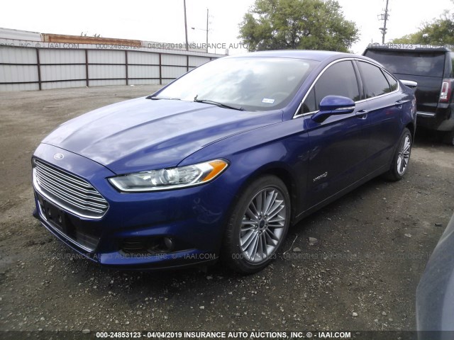 3FA6P0LUXDR385244 - 2013 FORD FUSION SE HYBRID BLUE photo 2