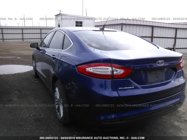 3FA6P0LUXDR385244 - 2013 FORD FUSION SE HYBRID BLUE photo 3