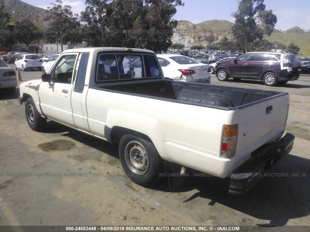 JT4RN56D1F0156668 - 1985 TOYOTA PICKUP XTRACAB RN56 DLX WHITE photo 3