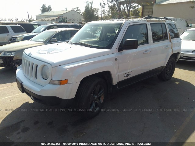 1C4NJRFB1ED649063 - 2014 JEEP PATRIOT LATITUDE WHITE photo 2