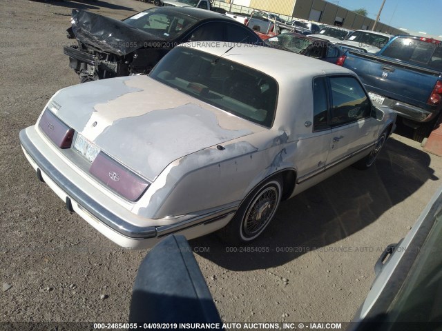 1G4EZ13L6NU401295 - 1992 BUICK RIVIERA WHITE photo 4