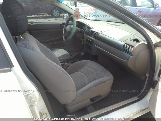 1B3AL46T76N211469 - 2006 DODGE STRATUS SXT WHITE photo 5