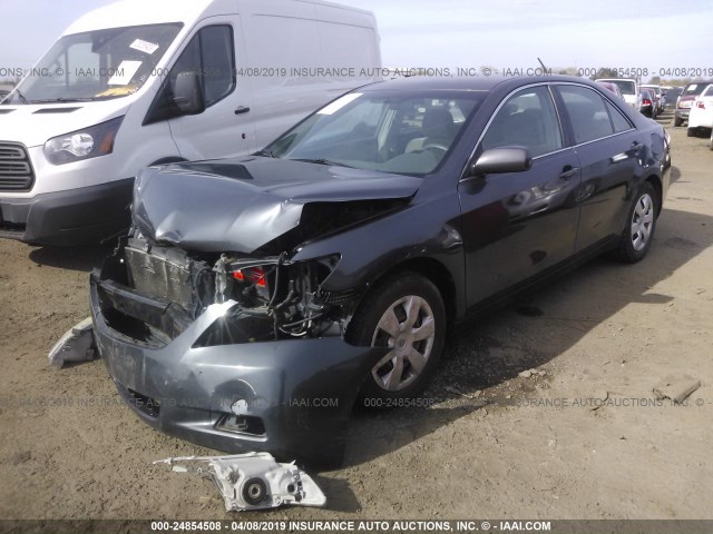 4T1BE46KX8U222961 - 2008 TOYOTA CAMRY CE/LE/XLE/SE GRAY photo 2