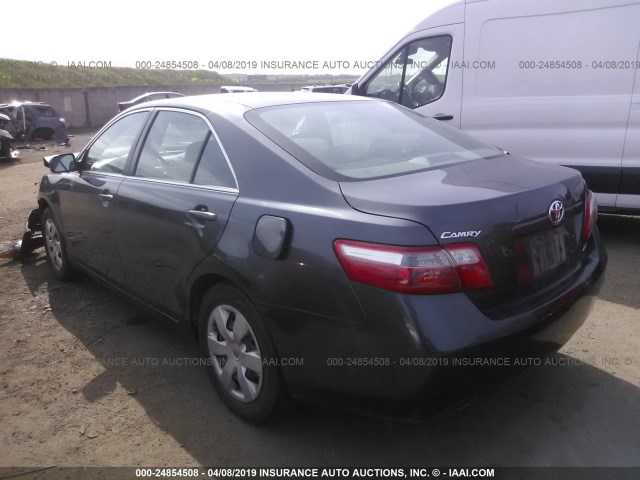 4T1BE46KX8U222961 - 2008 TOYOTA CAMRY CE/LE/XLE/SE GRAY photo 3