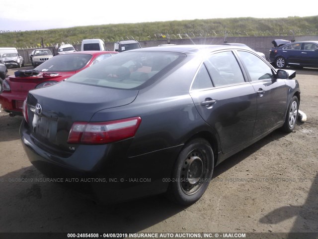 4T1BE46KX8U222961 - 2008 TOYOTA CAMRY CE/LE/XLE/SE GRAY photo 4