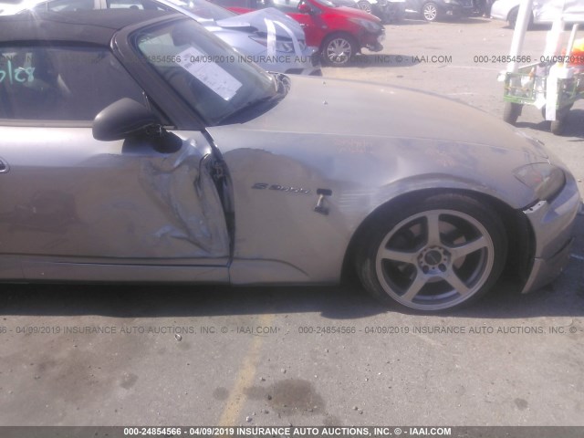 JHMAP21424T006009 - 2004 HONDA S2000 SILVER photo 6