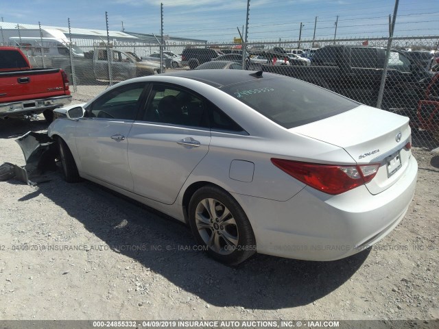 5NPEC4AC9DH681474 - 2013 HYUNDAI SONATA SE/LIMITED WHITE photo 3