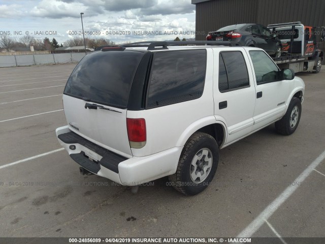 1GNDT13X44K115189 - 2004 CHEVROLET BLAZER WHITE photo 4