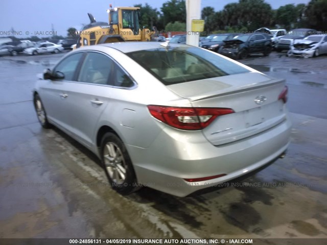 5NPE24AA6FH117558 - 2015 HYUNDAI SONATA ECO SILVER photo 3