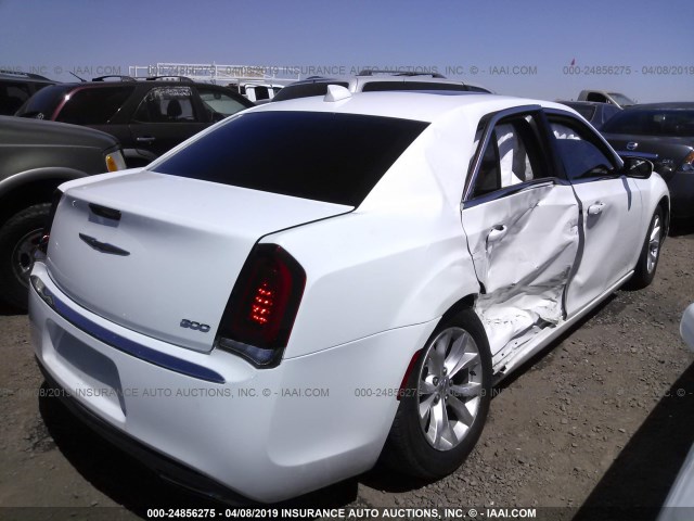 2C3CCAAG0GH229777 - 2016 CHRYSLER 300 LIMITED WHITE photo 4