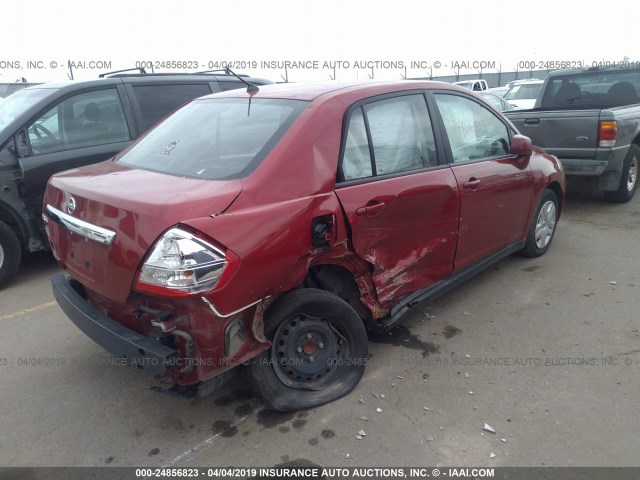 3N1BC1AP6AL416952 - 2010 NISSAN VERSA S/SL RED photo 4