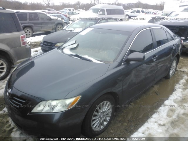 4T4BE46K68R045525 - 2008 TOYOTA CAMRY CE/LE/XLE/SE GRAY photo 2