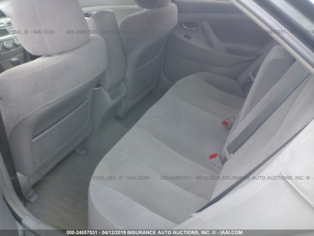 4T4BE46K68R045525 - 2008 TOYOTA CAMRY CE/LE/XLE/SE GRAY photo 8