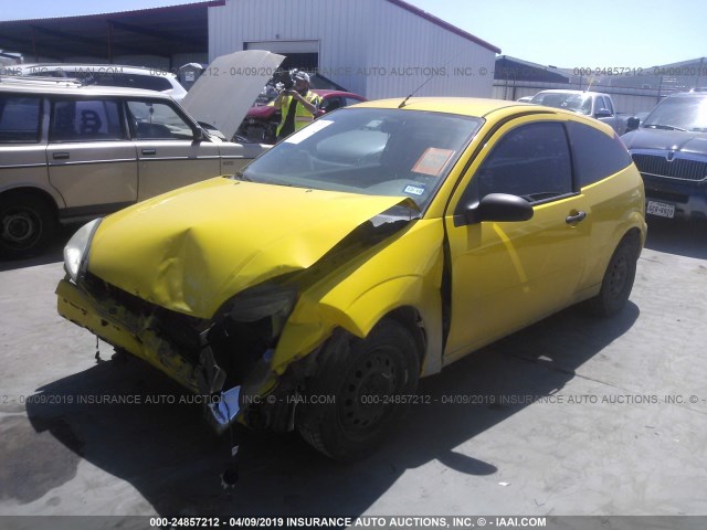 1FAFP31N07W277987 - 2007 FORD FOCUS ZX3/S/SE/SES YELLOW photo 2