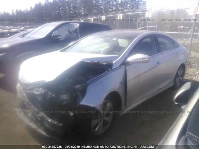 KMHEC4A40BA000269 - 2011 HYUNDAI SONATA HYBRID SILVER photo 2