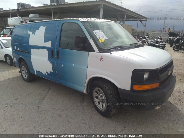 1GCSHAF46B1183063 - 2011 CHEVROLET EXPRESS G1500  WHITE photo 1