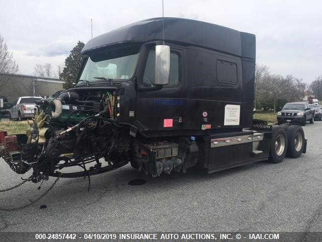 4V4NC9EJ9JN998127 - 2018 VOLVO VNL L Unknown photo 2