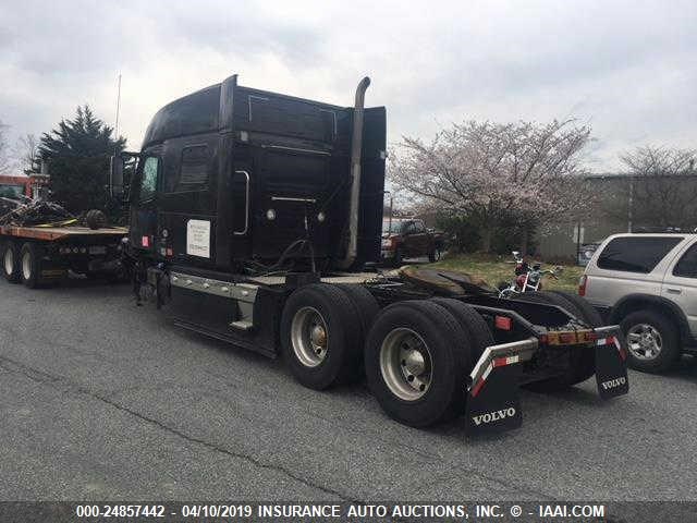 4V4NC9EJ9JN998127 - 2018 VOLVO VNL L Unknown photo 3