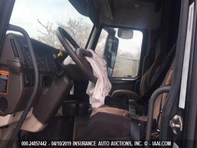 4V4NC9EJ9JN998127 - 2018 VOLVO VNL L Unknown photo 5