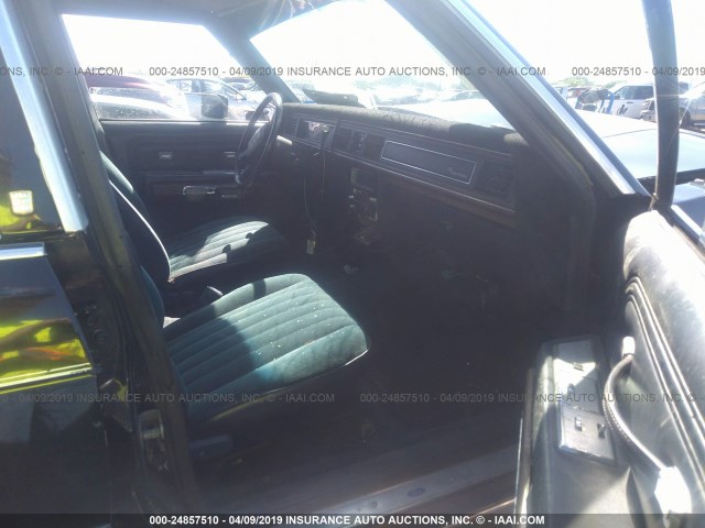 2FABP72F9JX164421 - 1988 FORD CROWN VICTORIA S BLACK photo 5