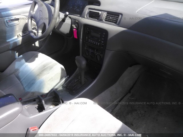 JT2BG22K6X0309618 - 1999 TOYOTA CAMRY LE/XLE Gümüş foto 5