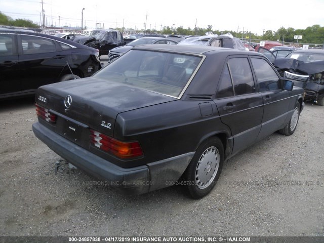 WDBDA29D4NF916344 - 1992 MERCEDES-BENZ 190 E 2.6 BLACK photo 4