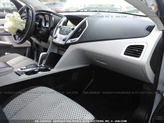 2GKALMEK1F6265656 - 2015 GMC TERRAIN SLE SILVER photo 5