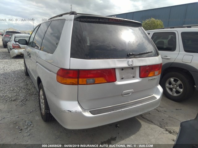 2HKRL18502H542774 - 2002 HONDA ODYSSEY LX SILVER photo 3