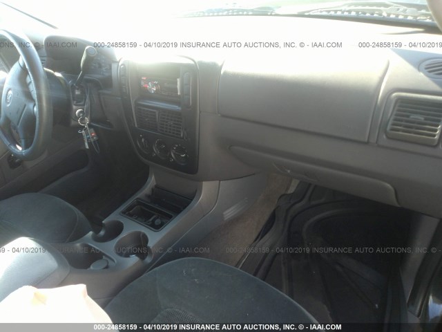 1FMZU73E12UC93216 - 2002 FORD EXPLORER XLT GREEN photo 5