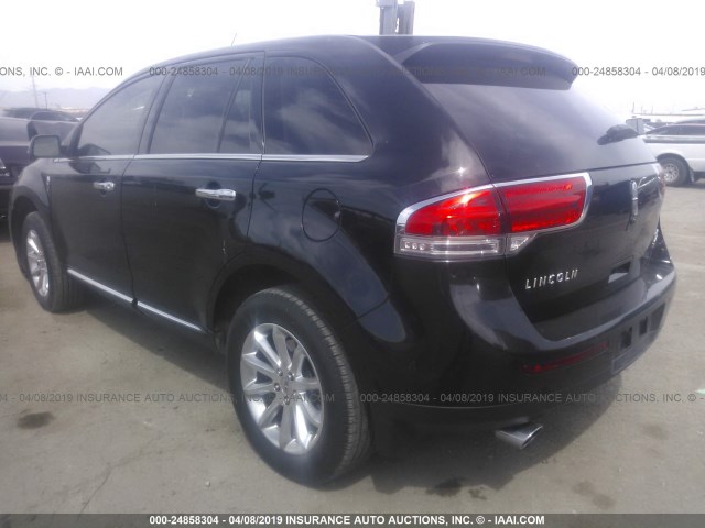 2LMDJ8JK9DBL19060 - 2013 LINCOLN MKX BLACK photo 3