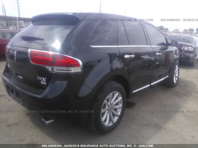 2LMDJ8JK9DBL19060 - 2013 LINCOLN MKX BLACK photo 4