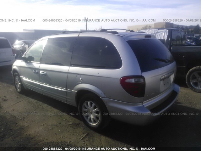 2C4GP54L12R595204 - 2002 CHRYSLER TOWN & COUNTRY LXI SILVER photo 3