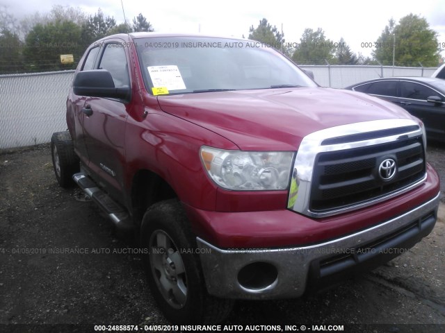 5TFRU5F13BX025042 - 2011 TOYOTA TUNDRA DOUBLE CAB SR5 RED photo 1