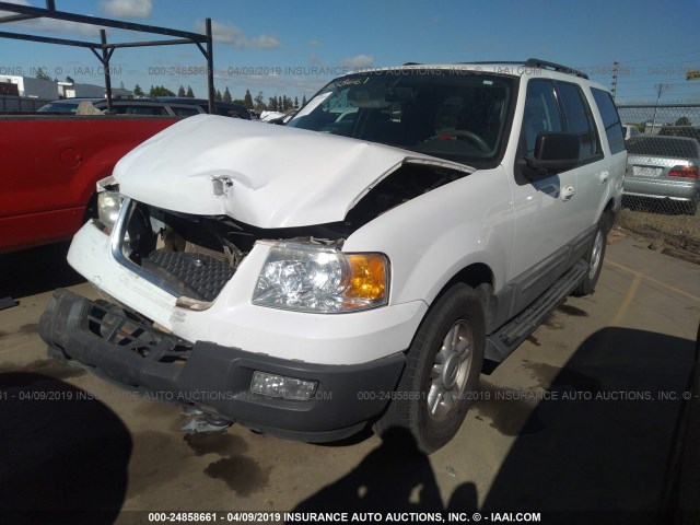 1FMPU16555LB12340 - 2005 FORD EXPEDITION XLT WHITE photo 2