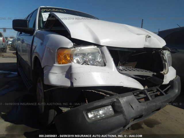 1FMPU16555LB12340 - 2005 FORD EXPEDITION XLT WHITE photo 6